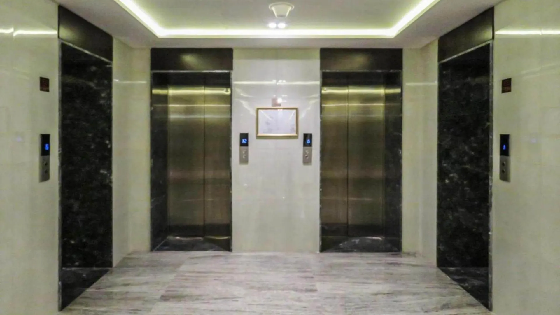 Apartment Oyo 1027 Home Binghatti Residence 2 Bhk Business Bay Dubai