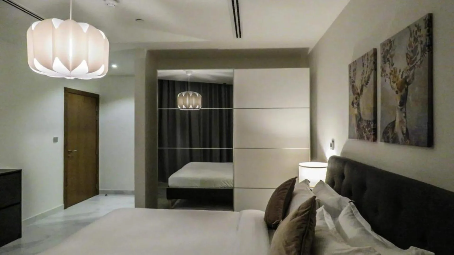 Apartment Oyo 1027 Home Binghatti Residence 2 Bhk Business Bay Dubai